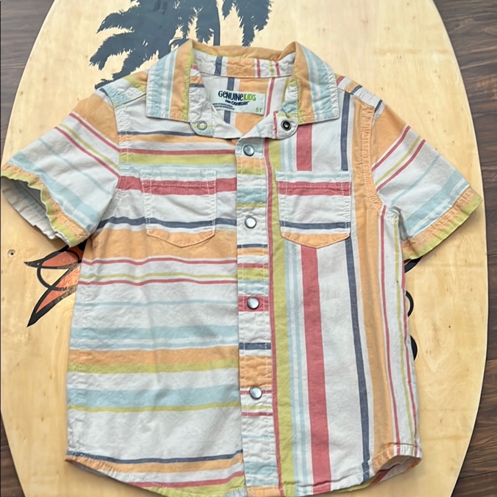OshKosh boys button up short sleeve shirt